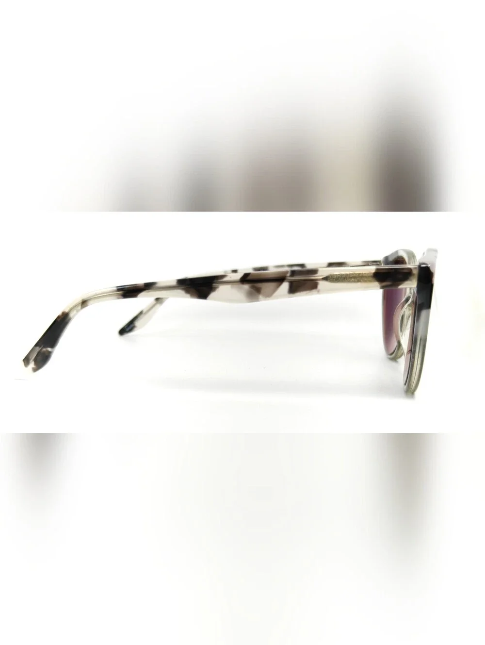 Leilani Frosted Black Tortoiseshell Uplift Effect. Acetate.